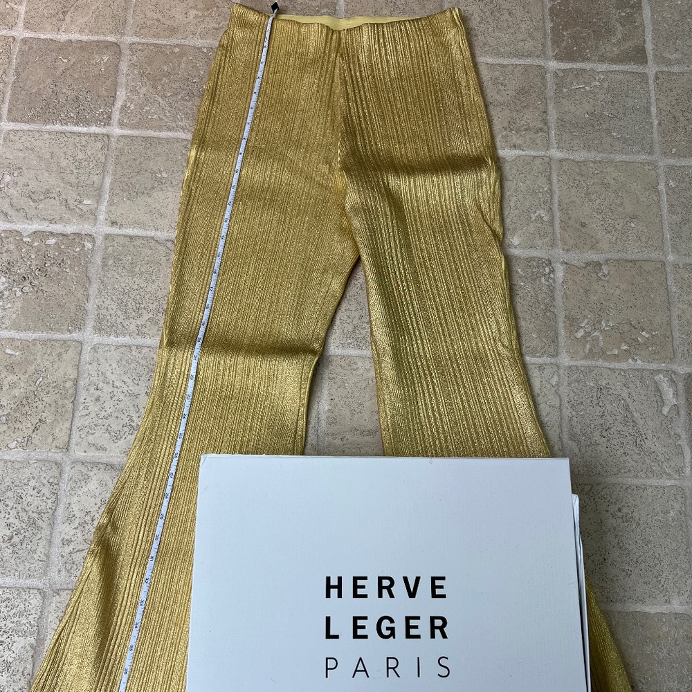 Gold lame stretch flare leggings Herve Leger. Size M